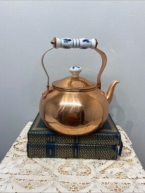 Vintage, Copper Kettle with Porcelain Handle and Knob